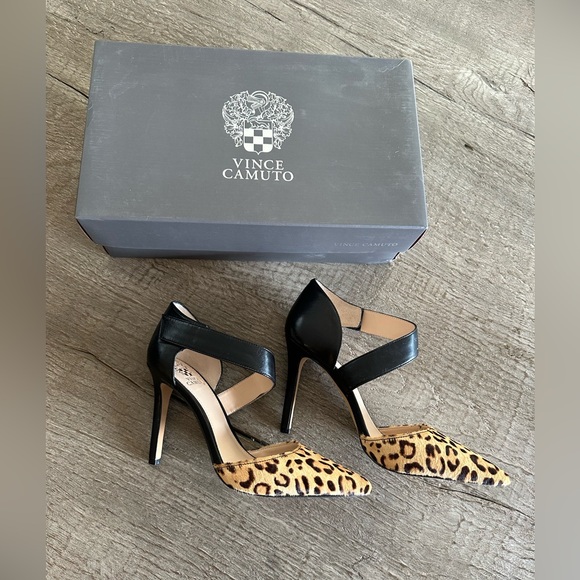 NEW - Vince Camuto Carlotte calf hair leopard print heels - Picture 4 of 12
